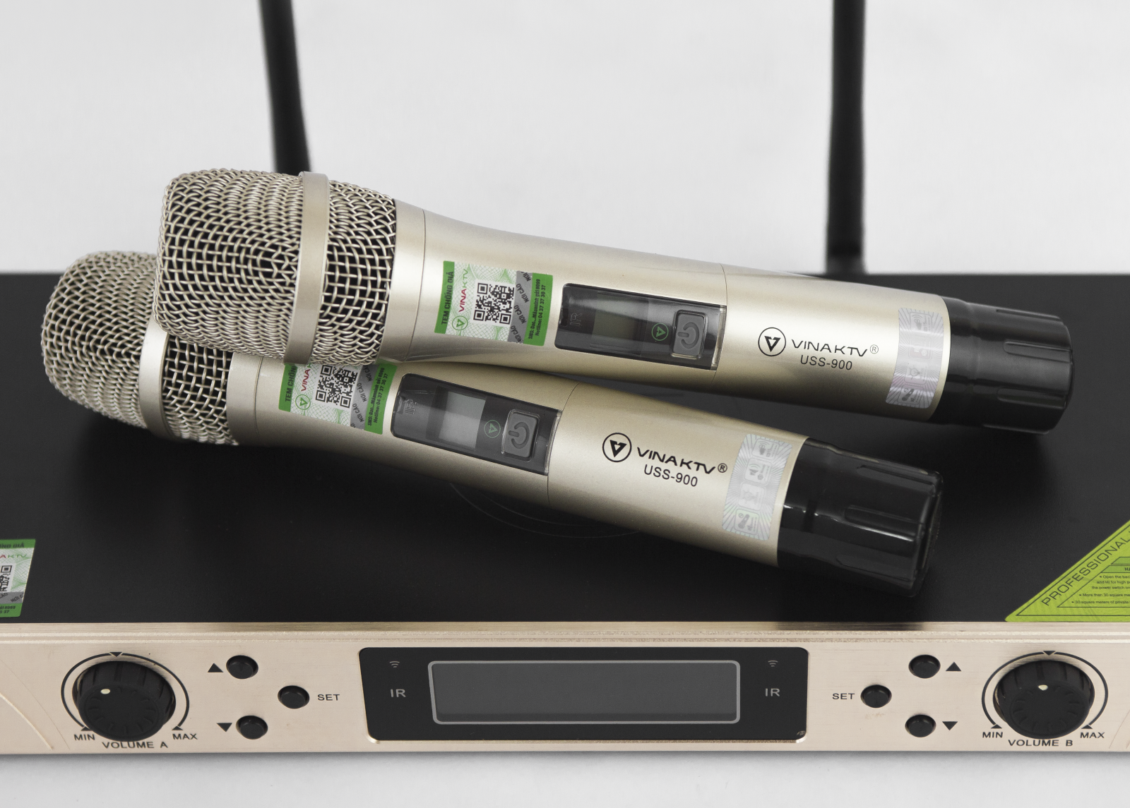 micro-karaoke-uss900-vinaktv1